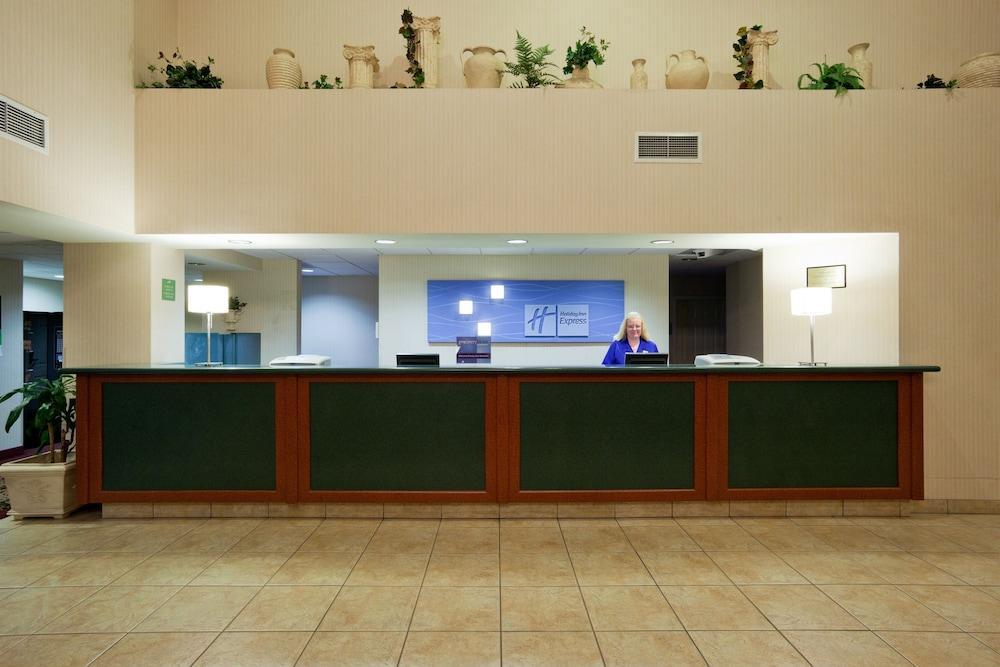 Holiday Inn Express & Suites Tracy By Ihg Esterno foto