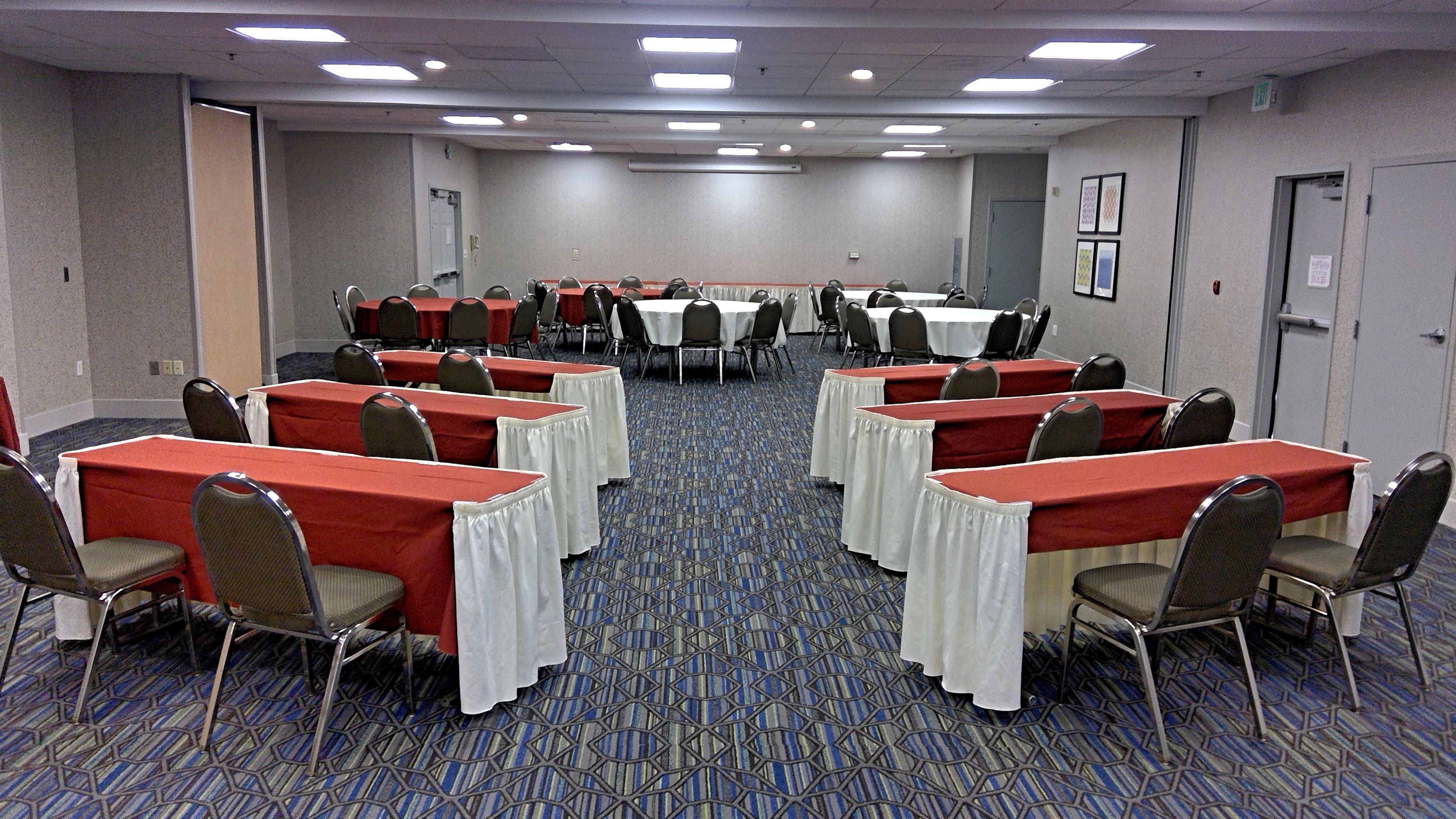 Holiday Inn Express & Suites Tracy By Ihg Esterno foto