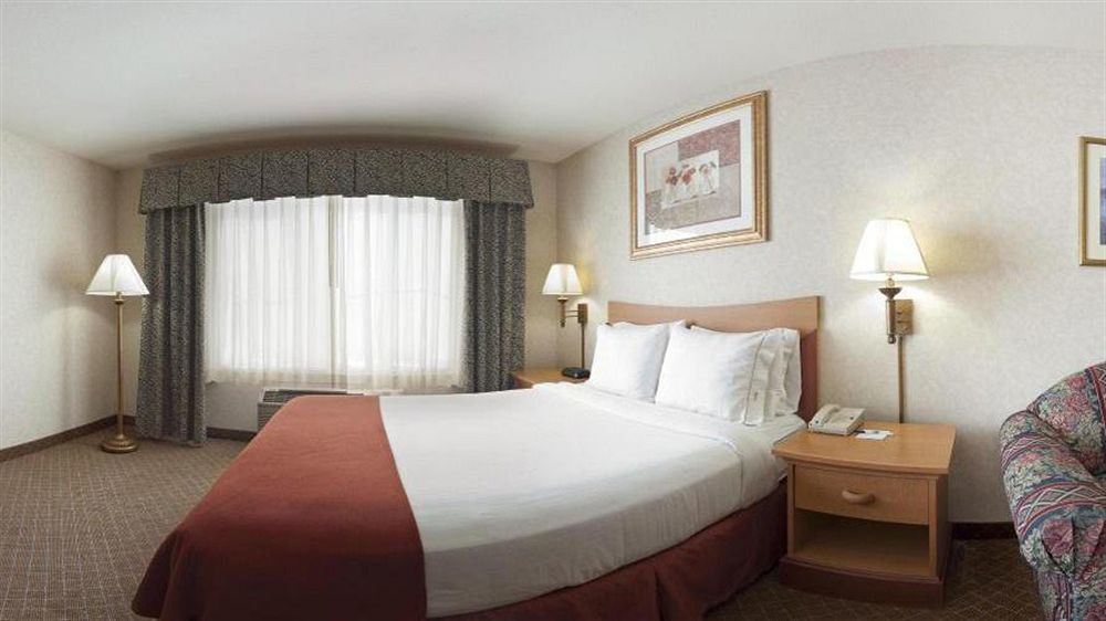 Holiday Inn Express & Suites Tracy By Ihg Esterno foto