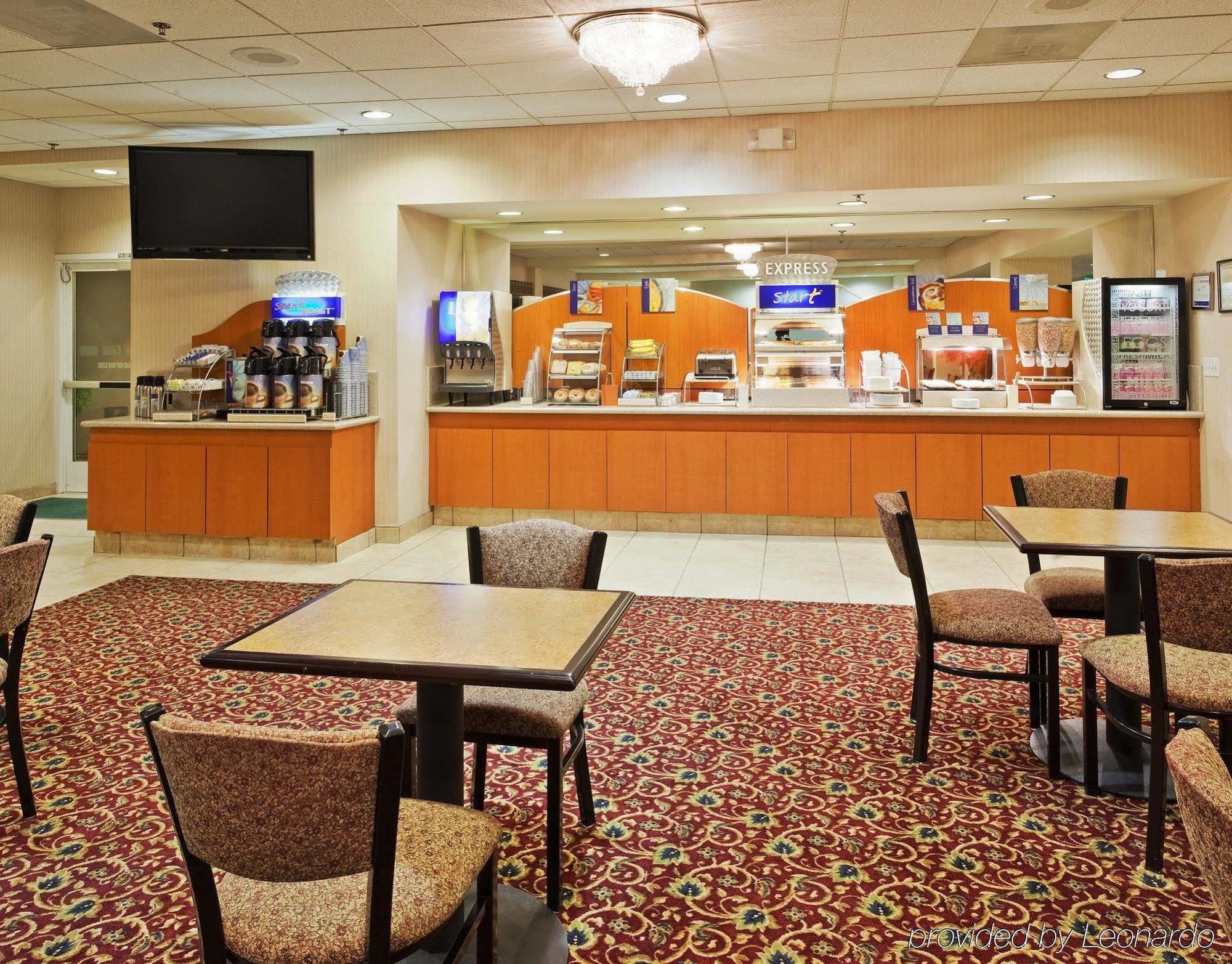 Holiday Inn Express & Suites Tracy By Ihg Ristorante foto